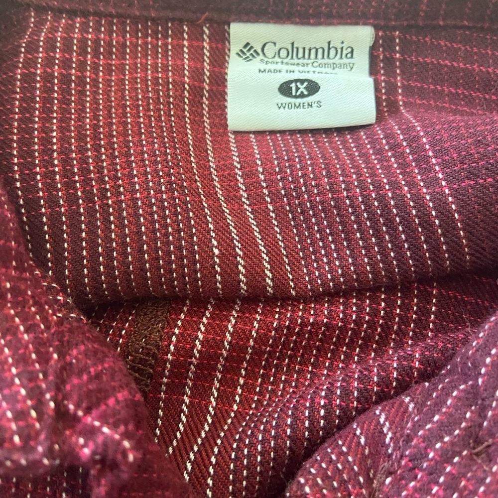 Columbia Women’s Red Flannel Button Down Shirt Casual Fit Size 1X - Picture 3 of 4